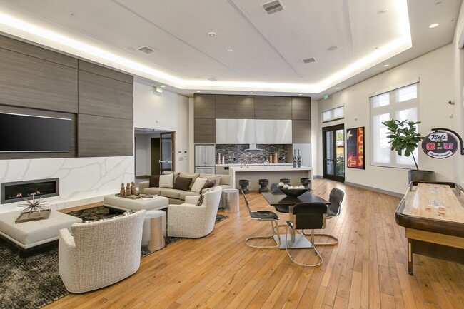 Cirrus Redwood City