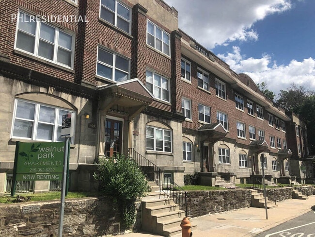 Building Photo - 406 W Walnut Ln Unit 2b