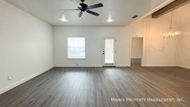 Photo - 2009 102nd St Unit A