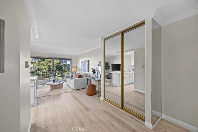 Building Photo - 101 Scholz Plaza