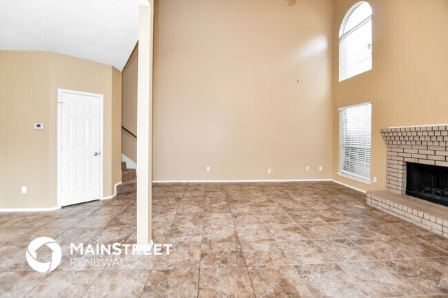 Photo - 2425 Ithaca Dr