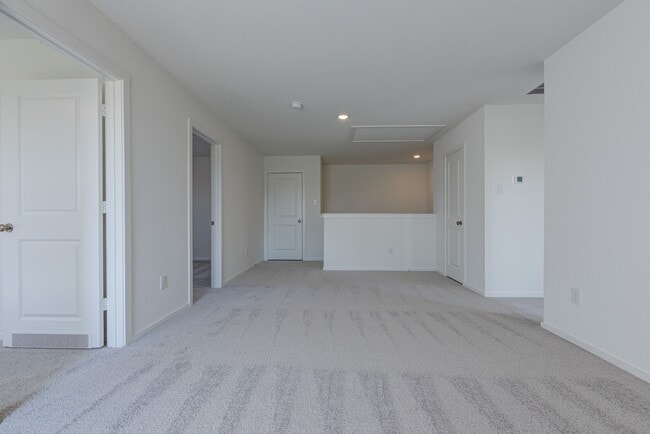 Photo - 285 Douglas Hls Dr