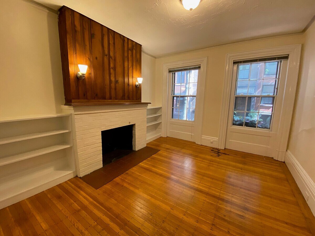 *Las imágenes son muestras representativas de la unidad anunciada. En algunos casos, las unidades reales que visita... - 21 S Russell St Unidad A3