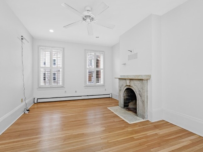 Photo - 271 Bunker Hill St Unit 1