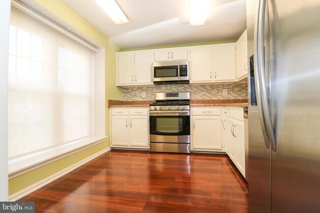 5933 Grisby House Ct