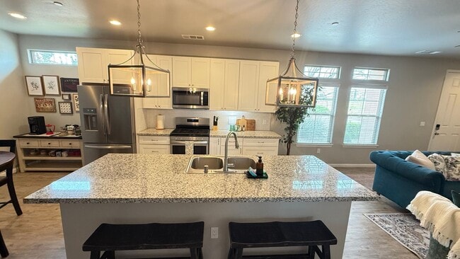 Photo - Fully Furnished Short or Long Term Modern Home