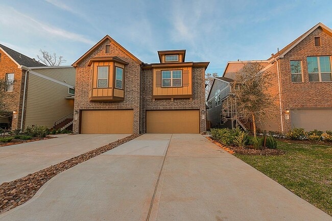 Building Photo - 158 Biltmore Loop Rental