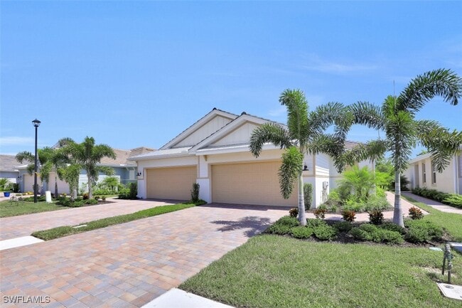 Building Photo - 14663 Edgewater Cir Rental