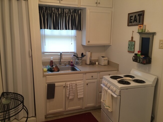 Photo - 1818 S 6th St