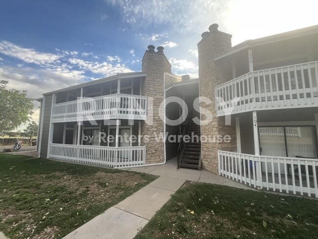 Building Photo - 18043 E Ohio Ave Unit 203