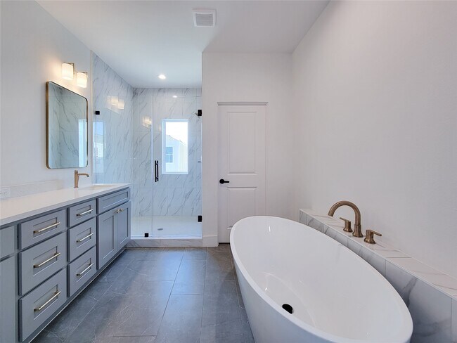 Photo - 7705 Earl Rudder Wy