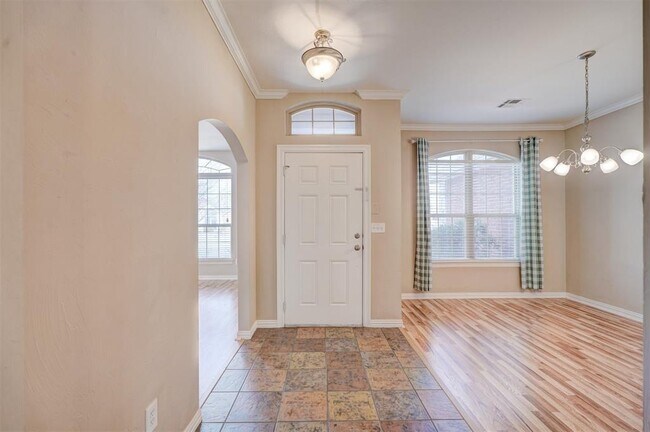 11016 NW 104th Terrace