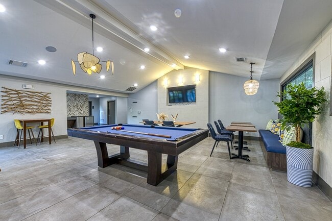 Photo - Wynnwood Vinings