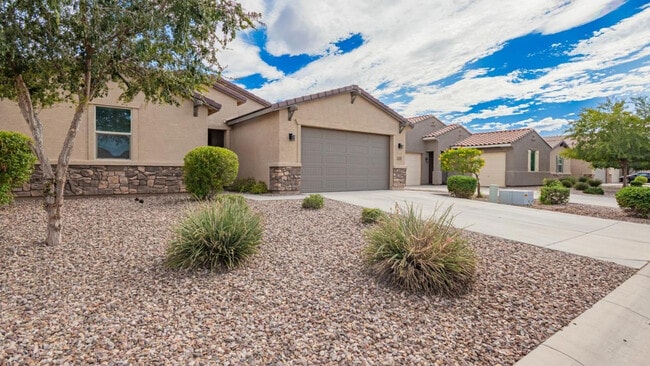 Building Photo - 1035 Carlsbad Dr