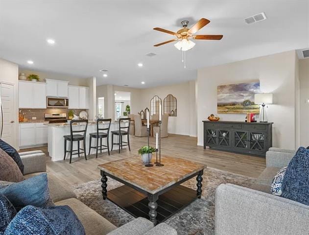 Photo - 1323 Taggart St