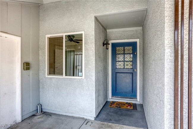Building Photo - 3055 S Topaz Rd Rental