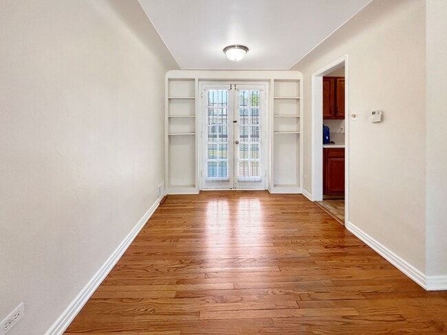 Photo - $0 DEPOSIT OPTION! UNIVERSITY PARK/DU, BEAUTIFUL RANCH HOME, 3 CAR GARAGE, HARDWOOD FLOORS, SOLAR...
