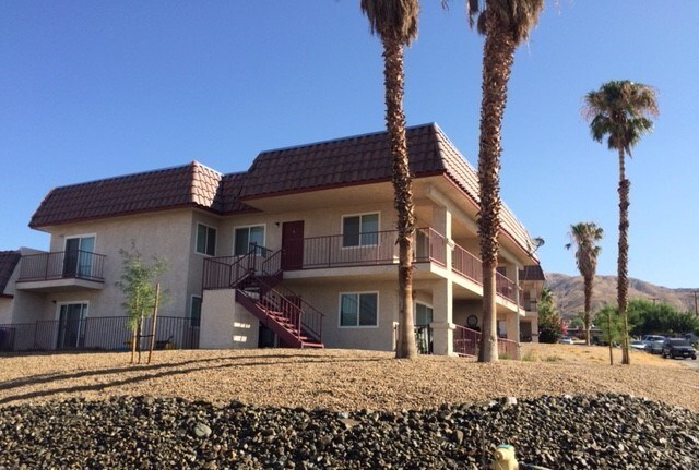 Apartments For Rent In Desert Hot Springs Ca Forrent 68190 Cll Las Tiendas Unit D
