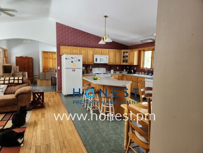 Photo - 12 Joey Ln Unit 3