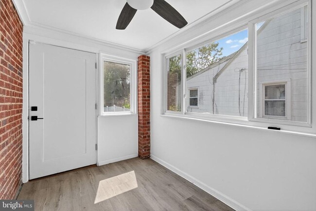 Photo - 5831 33rd Ave