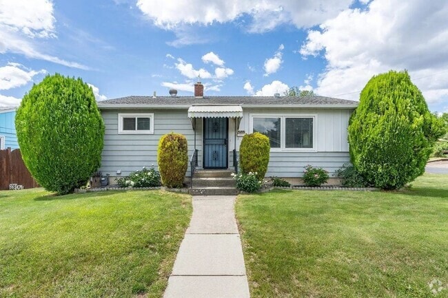 Building Photo - Beautiful 4-Bedroom Home with Finished Bas...