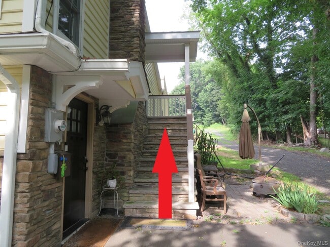 Photo - 329 Strawtown Rd
