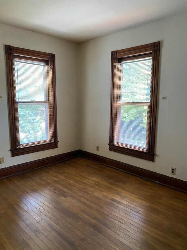 Photo - 310 S 6th St Unidad 2