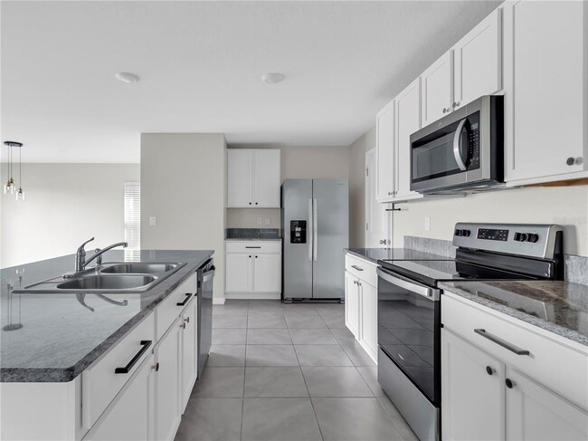 Photo - 16728 Kingman Reef St