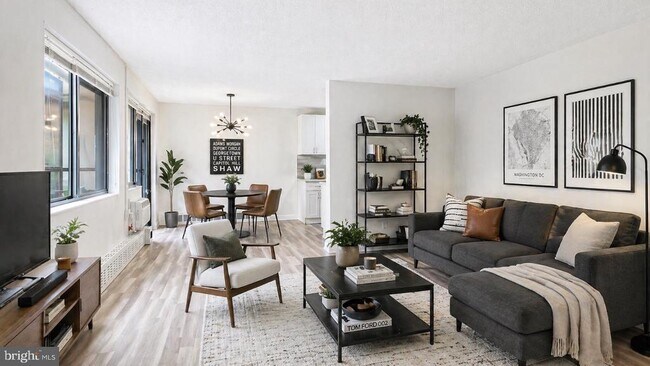 Photo - 2325 42nd St NW Unidad 420