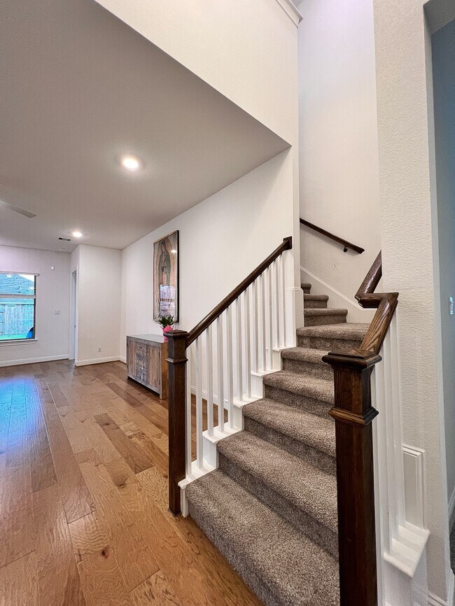 Photo - 13710 Saxon Cliff Ln