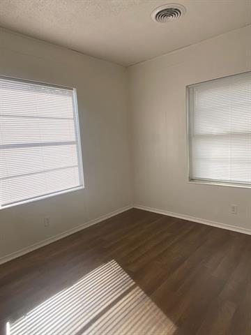 Photo - 726 Ross Ave