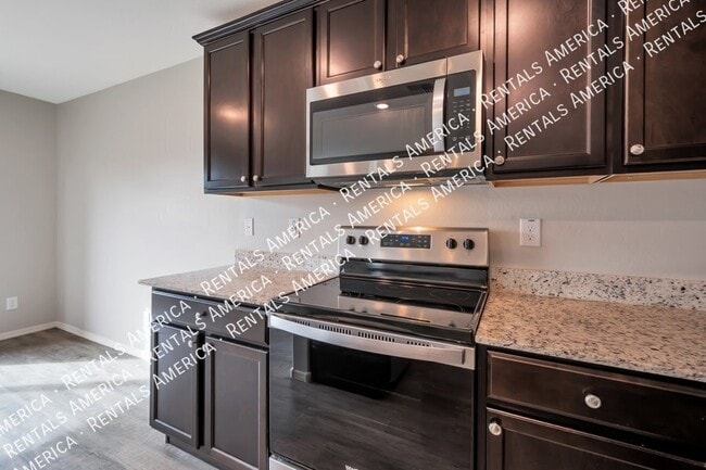 Photo - 495 W Geib Ave