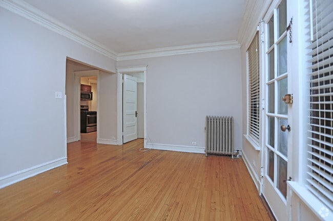 1 BR, 1 BA - Living Room - Ivy Greens