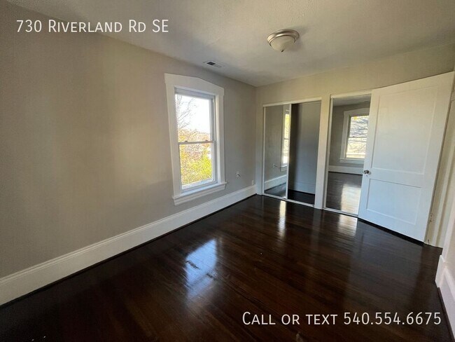 Photo - 730 Riverland Rd SE