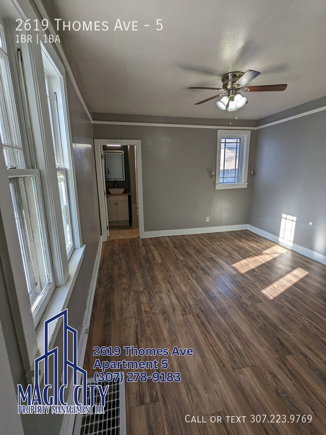 Photo - 2619 Thomes Ave Unit 5