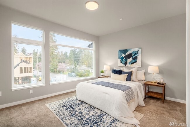 Photo - 18028 10th Ave NE
