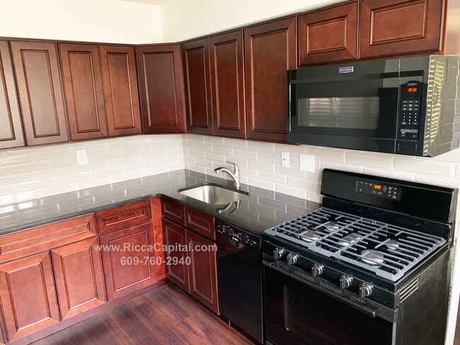 Photo - 46U Michael Rd