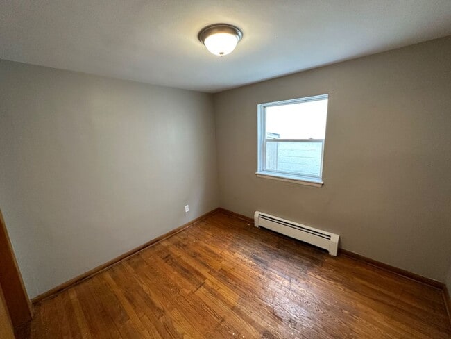 7708 W National Ave 16 unit