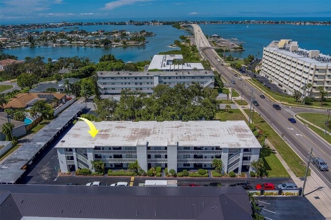 Building Photo - 2944 W Bay Dr Unit 205 Rental