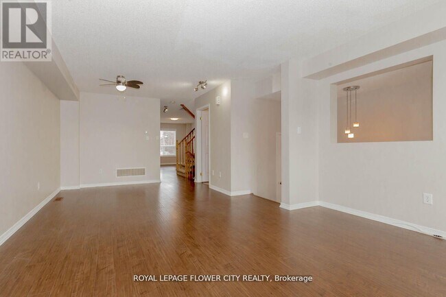 Photo - 1510 Ceresino Cres