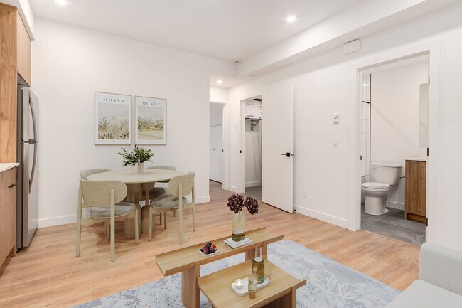 Photo - Pet-Friendly 1-Bedroom Lower Suite in North Glenmore Park Unit 3B