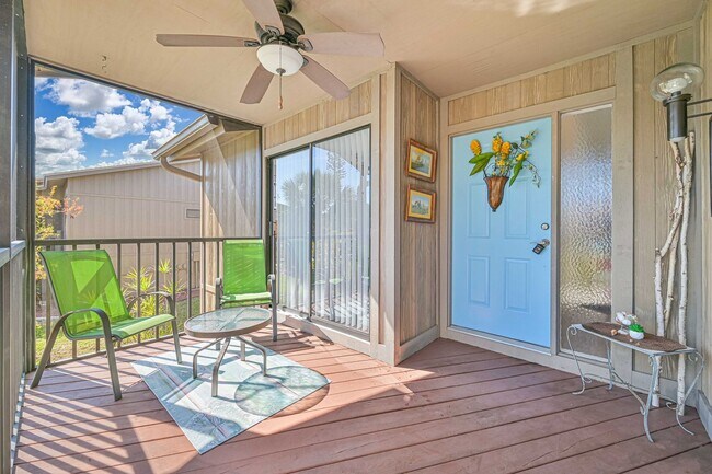 Photo - ***FULLY FURNISHED - 2/2 Villa W/Garage - ...