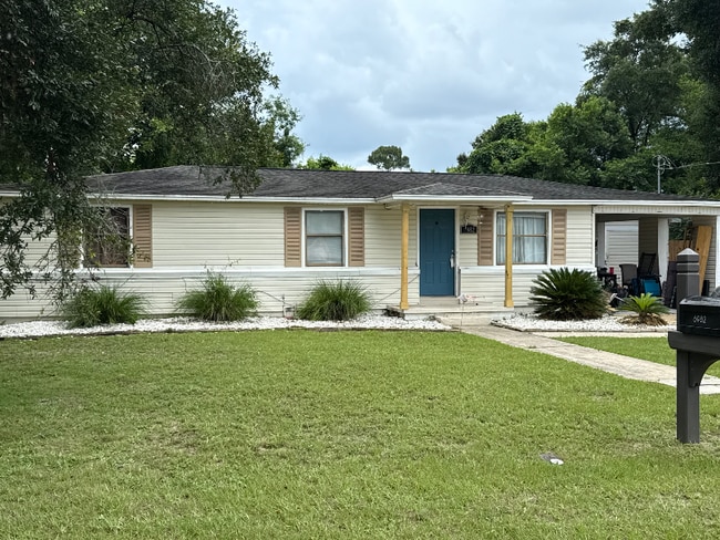 Building Photo - 6982 Burrell Ln Rental