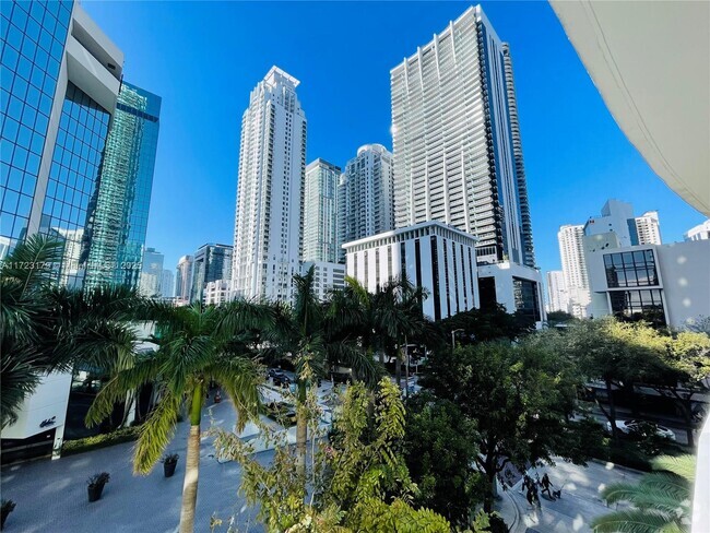 Building Photo - 951 Brickell Ave Unit 311 Rental