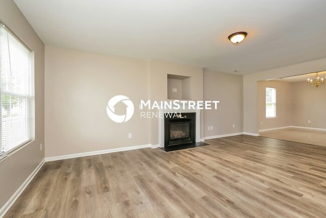 4 Bedroom Pet-Friendly Home in Winston-Salem, NC with Main Street Renewal
