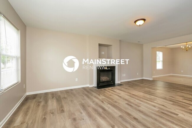 Photo - 4 Bedroom Pet-Friendly Home in Winston-Sal...