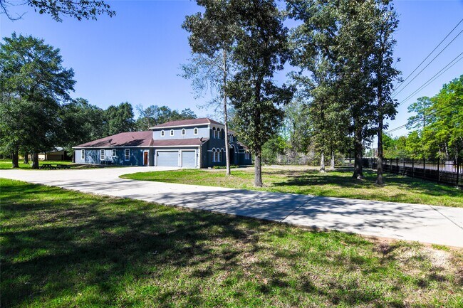 Photo - 12446 Willis Waukegan Rd