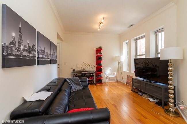 Photo - 5340 N Winthrop Ave Unit 2s