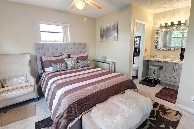 Photo - 3246 NW 102nd Terrace Unit 308-f