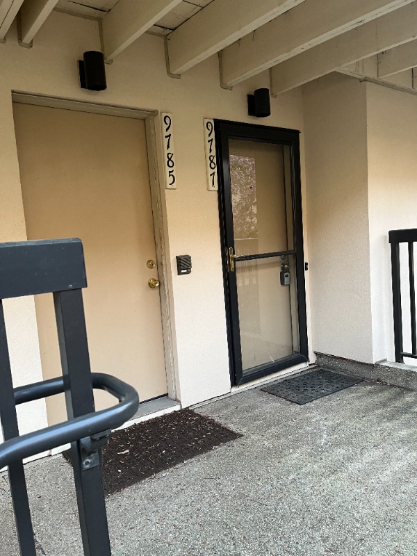 Photo - 9787 Hellingly Pl
